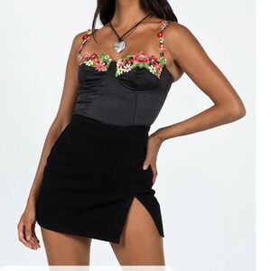 Lioness The Lola Mini Skirt Black Front Slit PullOn